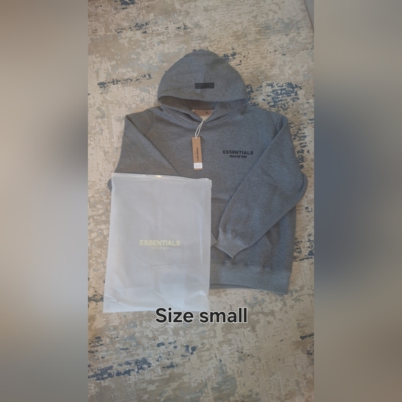 ESSENTIALS HOODIE - Picture 3 of 6